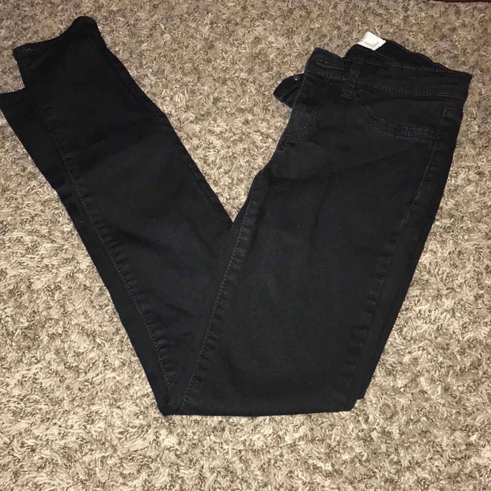 Black Skinnies